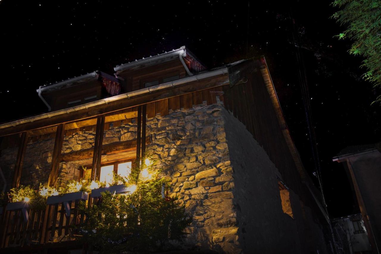 Chalet D'Hotes Auris Bed & Breakfast Exterior photo